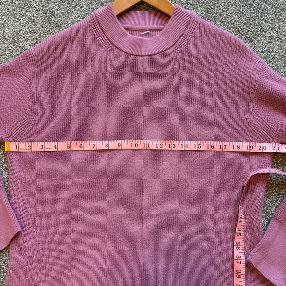 Lululemon Merino Wool Ribbed Crewneck Sweater Velvet Dust Purple Knit Size 4 - Picture 11 of 13